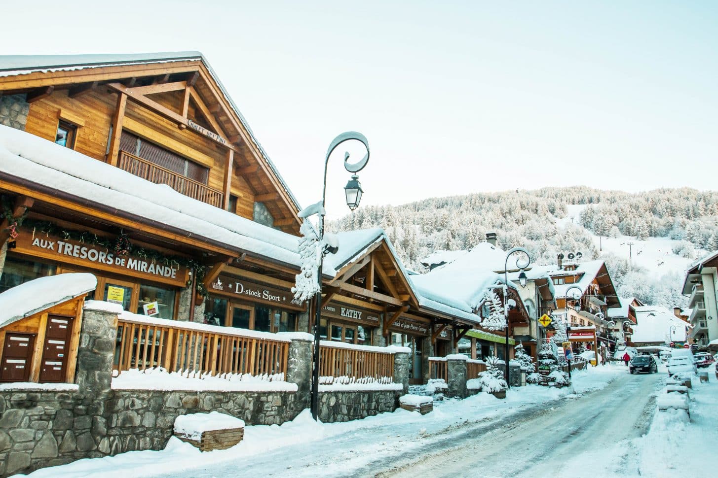 Valloire - Rue commerçante de la Sétaz