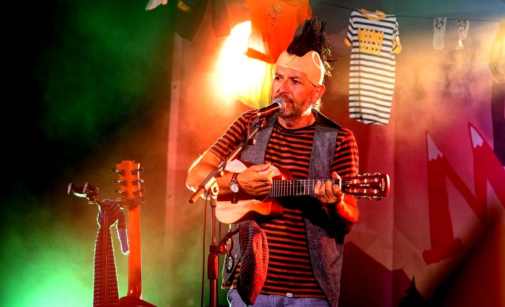 Chez Remômes-No(s) Futur(s) concert