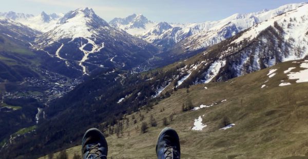 Le Pain de Sucre from Poingt Ravier - hiking trail