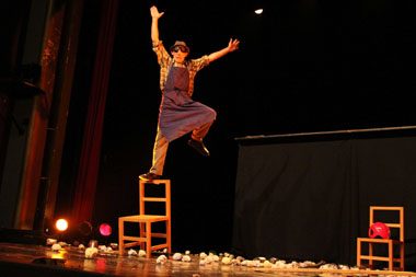 Show: Back to earth