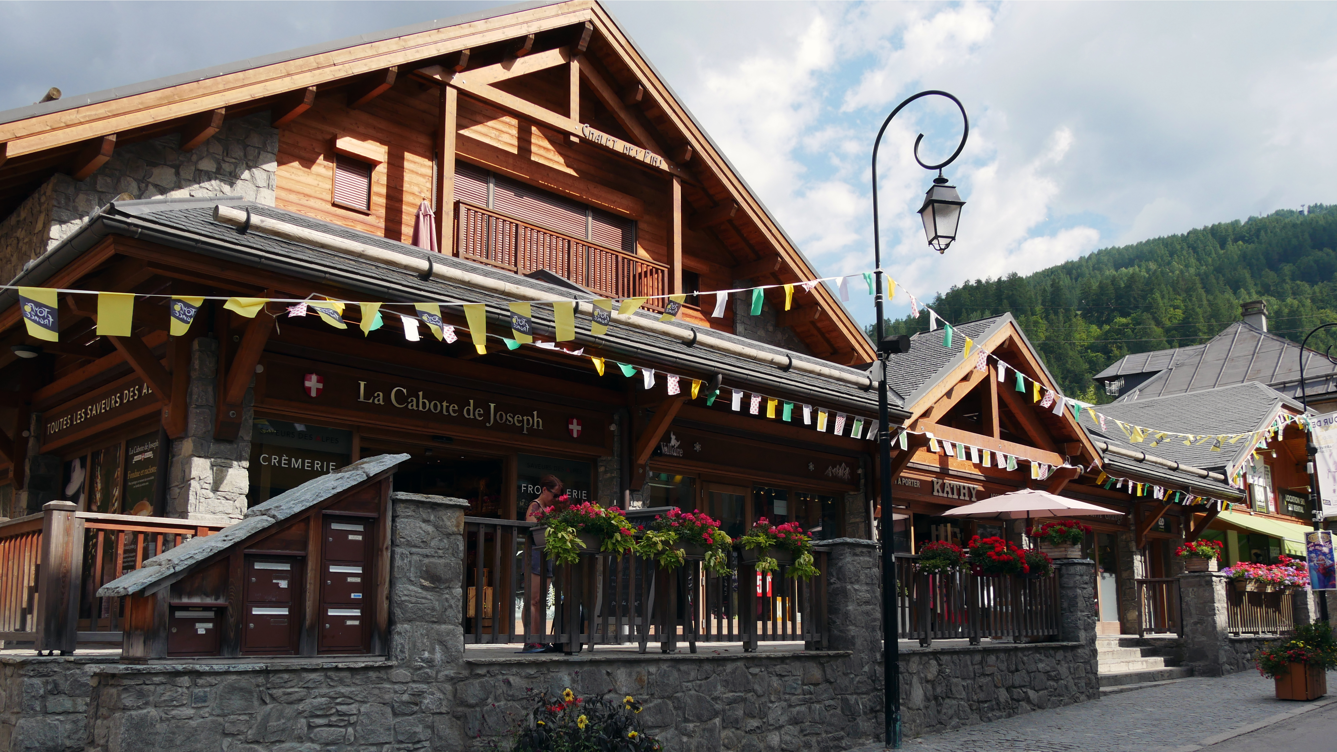 Skali Mountain Shop - Valloire Tourism