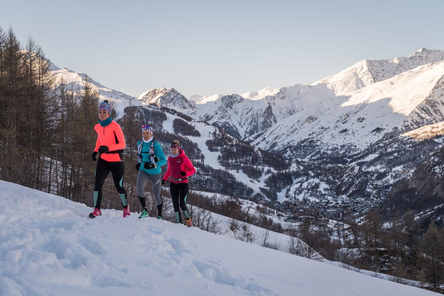 trail en hiver à Valloire avec rando montagne